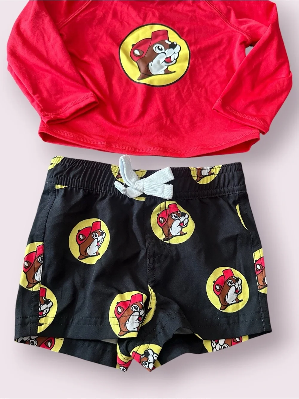 BUC-EES bright red